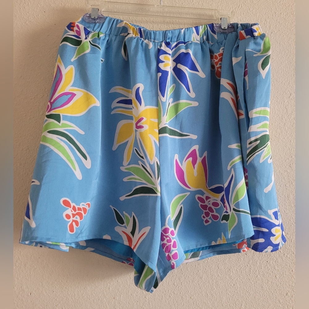 Sugarlips Blue Floral Women's Shorts